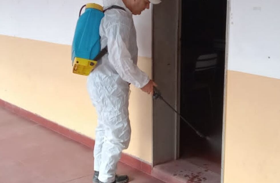 Ciclo lectivo 2022: comenzó la fumigación en los establecimientos educativos