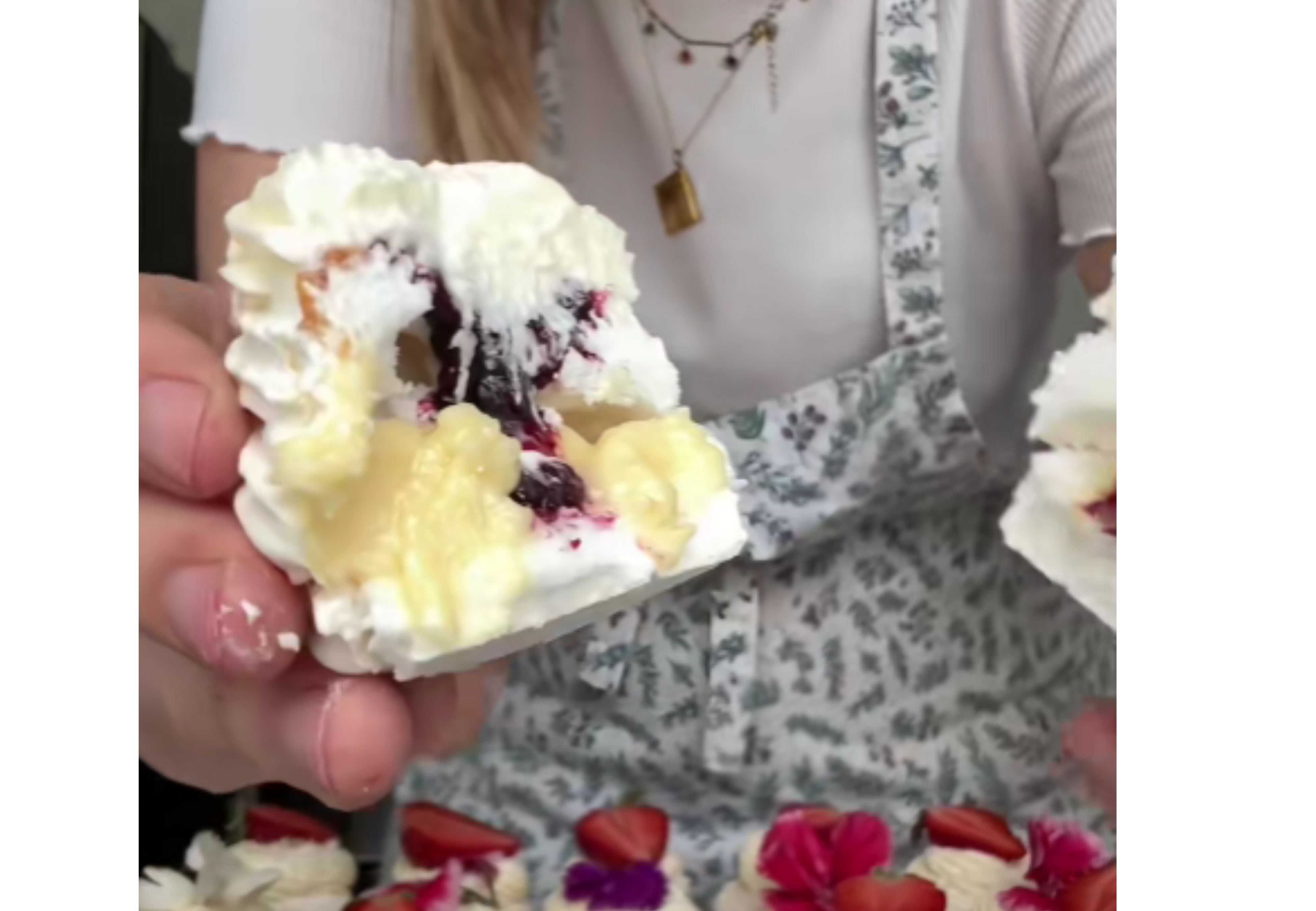 Así quedan las pavlovas por dentro.