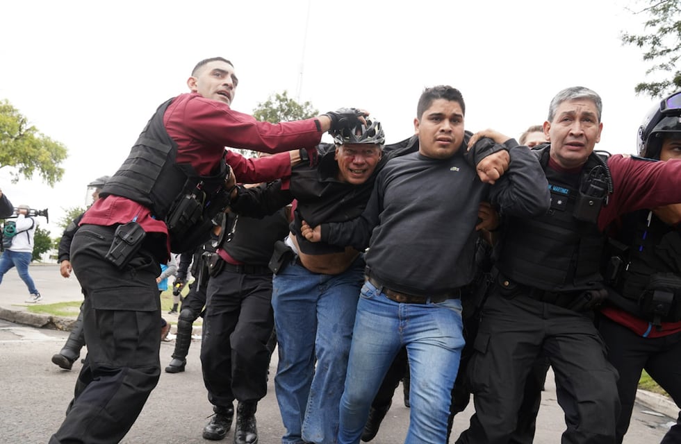 Opinión. Egos aerostáticos que no divisan la realidad