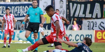 "Leo" Monje fue titular en Instituto ante Independiente Rivadavia. (Prensa Independiente Rivadavia).