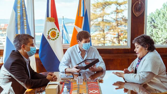 El Gobernador de Tierra del Fuego recibió en Casa de Gobierno a la Consul General del Paraguay.