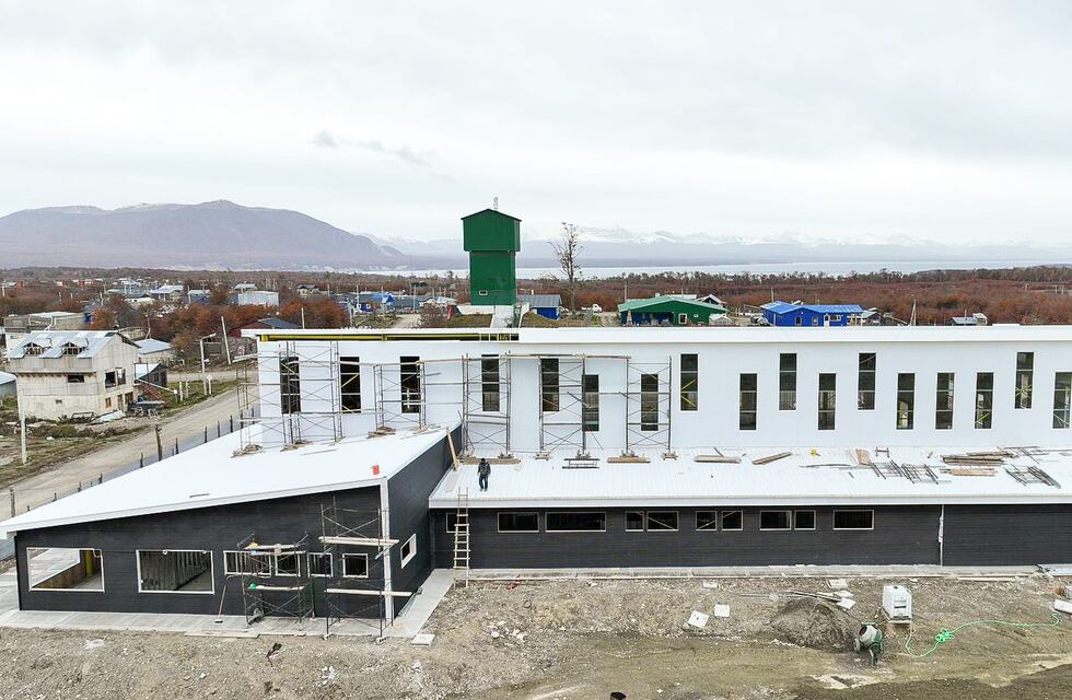 “Estamos acompañando el crecimiento de Tolhuin con obras históricas”