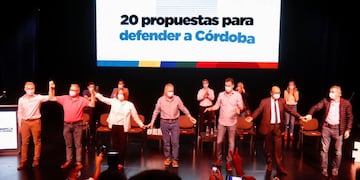 En el acto presentaron 20 propuestas para defender Córdoba.