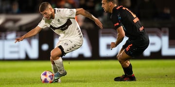 Diego Novaretti volvió a ser titular en Belgrano, en una mala tarde en general para el Pirata (Prensa Platense).