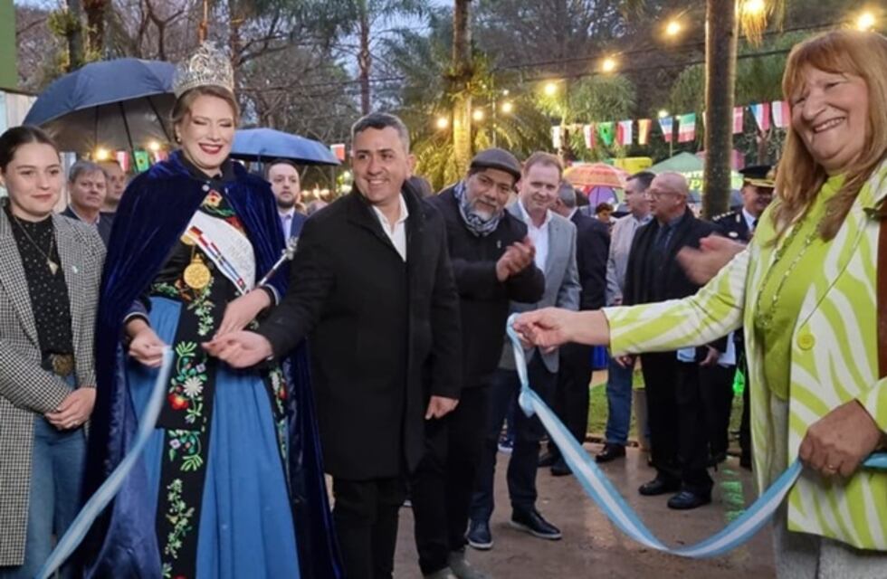 Oberá inauguró la 45ª Fiesta Nacional del Inmigrante en el Parque de las Naciones