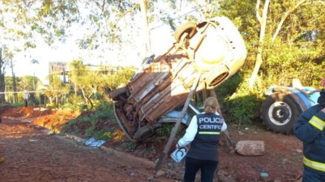 Siniestro vial en Aristóbulo del Valle: falleció uno de los ocupantes que resultó herido tras el despiste.