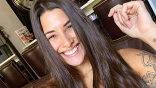 Desde la playa, Ivana Nadal cosechó suspiros con una bikini xxs y su espectacular bronceado