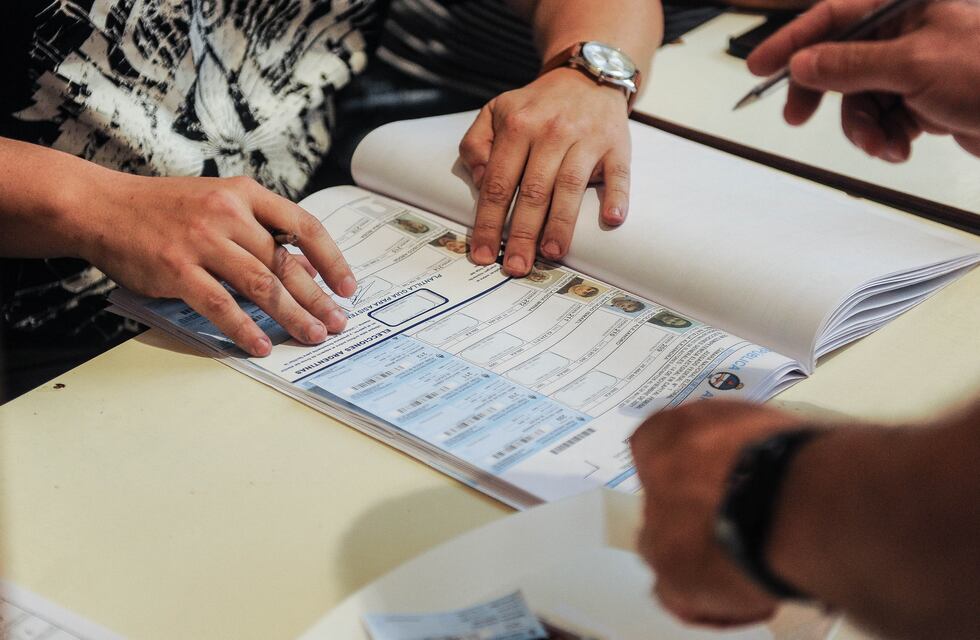 Elecciones 2023: no se podrá utilizar el celular en los recintos de las votaciones provinciales en Córdoba