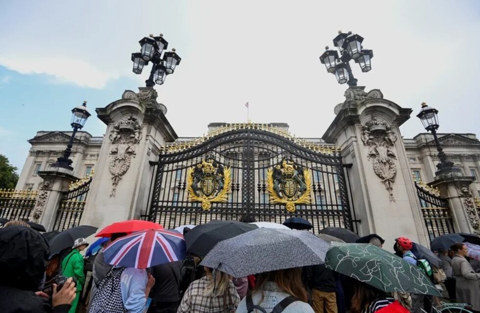 El comunicado del Papa y las repercusiones en todo el mundo por la muerte de la reina Isabel II