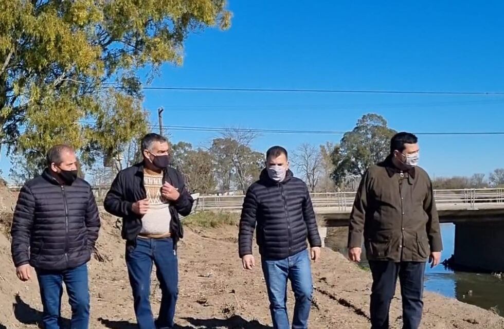Terminaron los trabajos de dragado del arroyo desde Parish a Azul