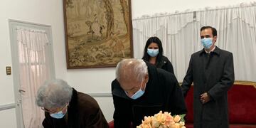 Se casaron en plena pandemia tras 59 años de amor (Registro Civil de la Provincia de Jujuy).