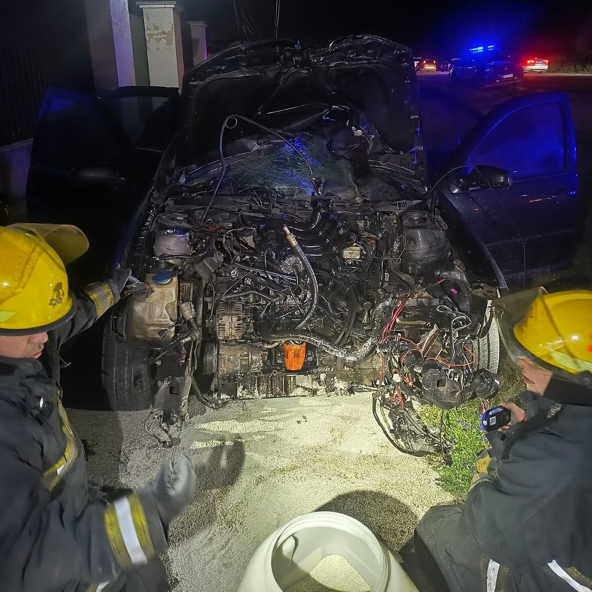 Bomberos de Arroyito trabajaron en un accidente sobre ruta 19