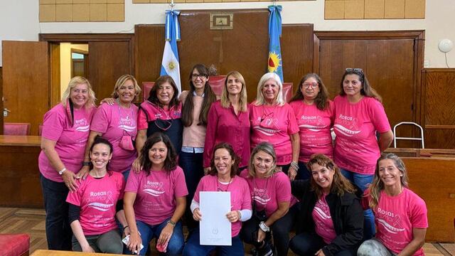 La organización promueve el acompañamiento a mujeres con cáncer de mama.