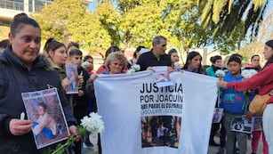 Volvieron a marchar en Laboulaye para pedir justicia por Joaquín Sperani. (Jonathan Altamirano / FM Play).