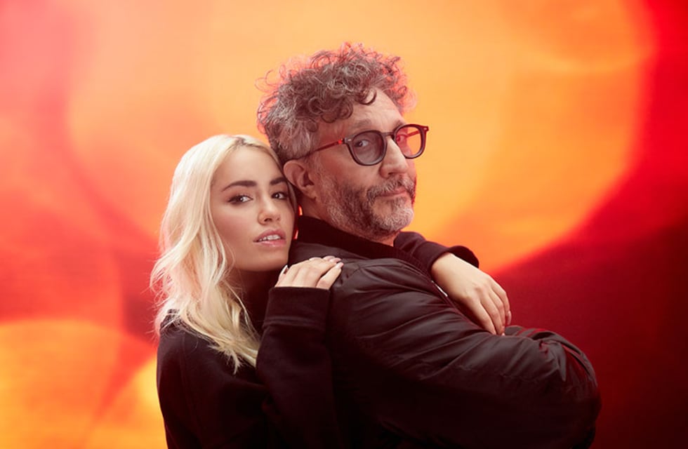 Lali Espósito y Fito Páez la rompieron con el video de su tema “Gente en la calle”