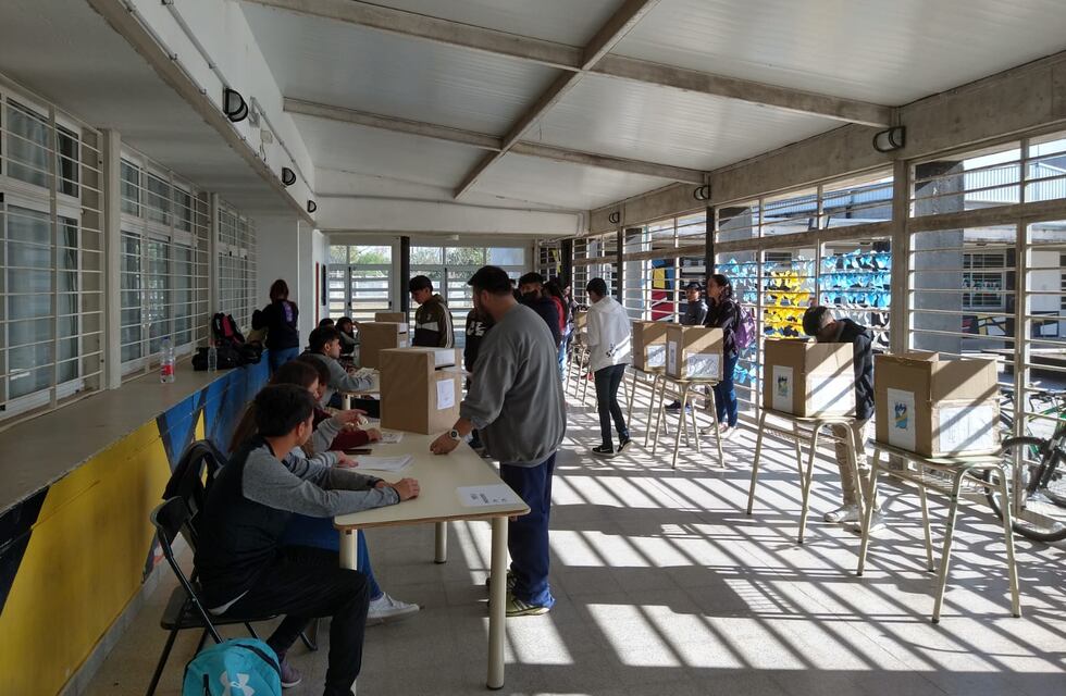 La escuela N° 615 ya tienen sus tres candidatos para su nombre