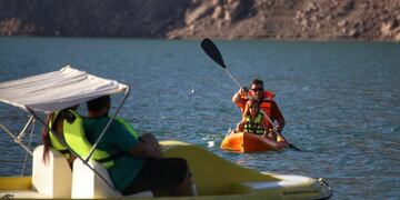 El dique Punta Negra ofrece la posibilidad de realizar múltiples deportes náuticos