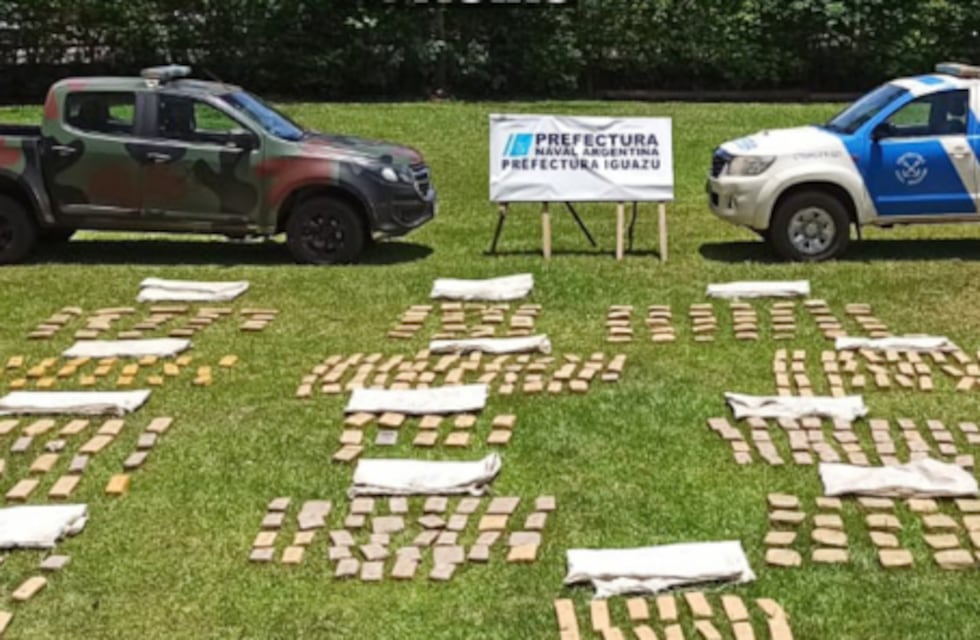Mega operativo en Puerto Iguazú: Prefectura Naval incautó 330 kilogramos de droga