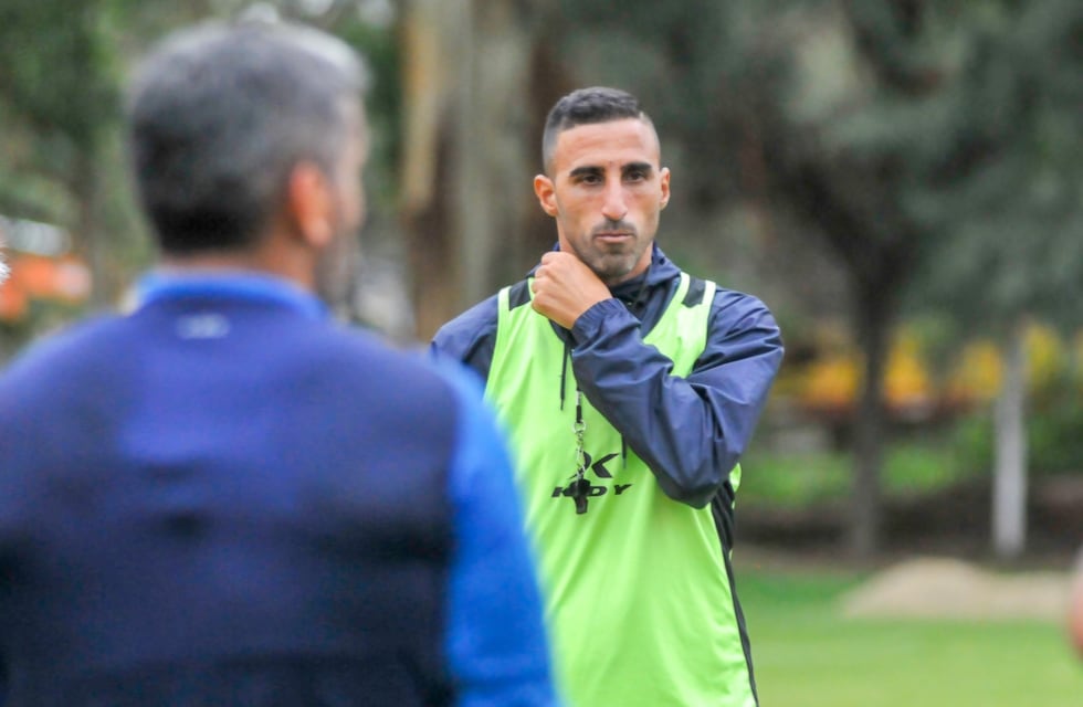 Pellerano va por todo: el DT de Gimnasia Jujuy comenzó el 2026 con fuertes definiciones