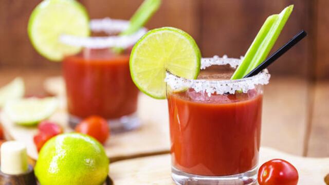 El jugo tenía un gusano dentro de él.