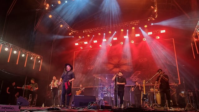 El Festival Nacional del Litoral cerró su edición 2025 con una noche llena de identidad y celebración popular.