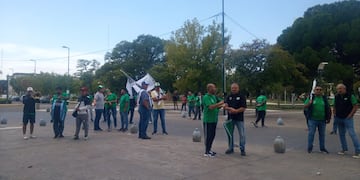 Referentes del Sindicato Unificado de Municipales de Tres Arroyos marcharon por la ciudad