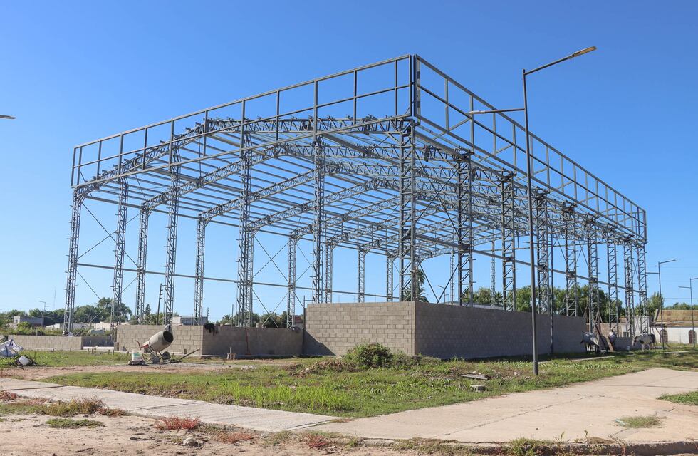 Avanza con los trabajos en el Polideportivo Norte de Gualeguaychú