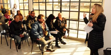 La Municipalidad de San Salvador de Jujuy comenzó a capacitar a taxistas como "anfitriones turísticos".