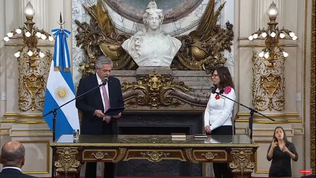 La designada ministra de Economía, Silvina Batakis, asumió su cargo pasadas las 17 de este lunes. Foto: La Voz.