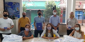 Entregan las semillas del Programa de huerta familiar santafesina en Rafaela