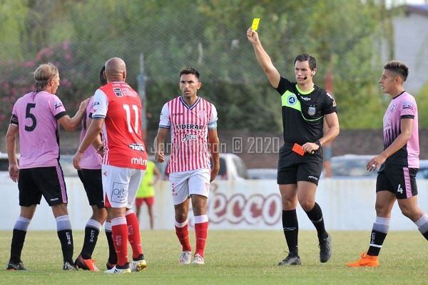 Sebastián Martínez, el árbitro del encuentro entre Defensa y Justicia y Godoy Cruz. / Gentileza.
