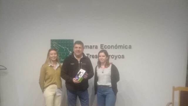 Entrega de premios de la jornada del Día del Reciclaje organizada por gestión Ambiental de Tres Arroyos