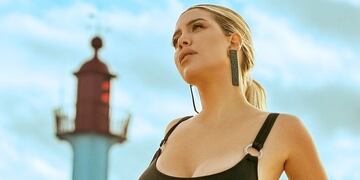 Wanda Nara posó sexy en bikini pero sus seguidores no le dejan pasar el uso de photoshop