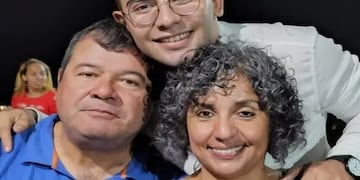 Emerenciano Sena, César Sena y Marcela Acuña.