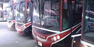 Se viene un abril con colectivos parados por falta de gasoil.