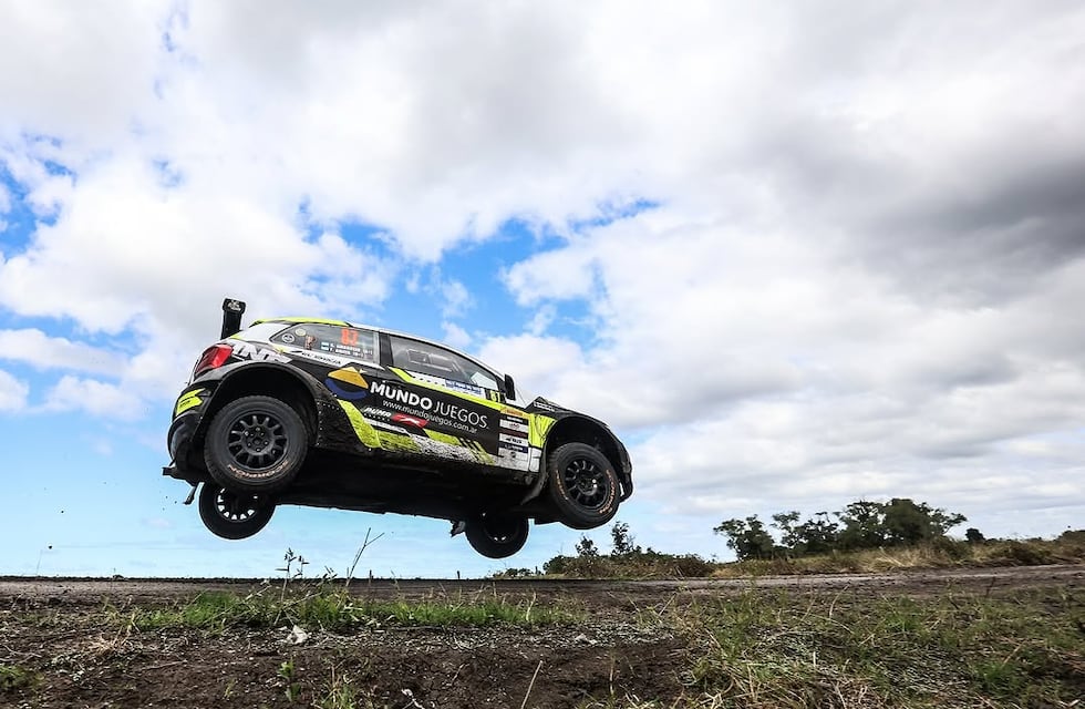 Ambrosio y Amaya subieron al podio de la categoría RC3 en el Rally de San Luis
