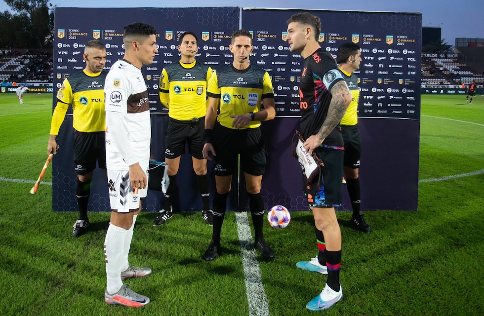 Video: El penal a Vegetti en el segundo tiempo ante Platense que reclamó todo Belgrano