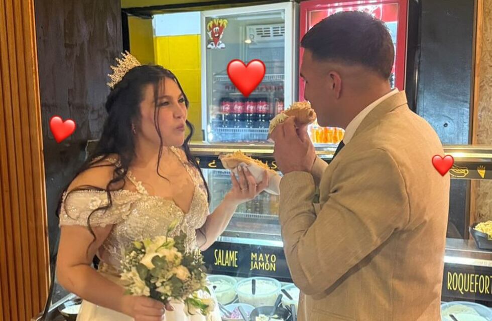 Tierno: se casaron y celebraron el amor en la panchería de Córdoba donde se conocieron