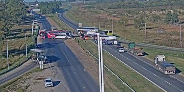 El corte de tránsito a la altura del kilómetro 145 de la Autopista Rosario - Santa Fe fue levantado