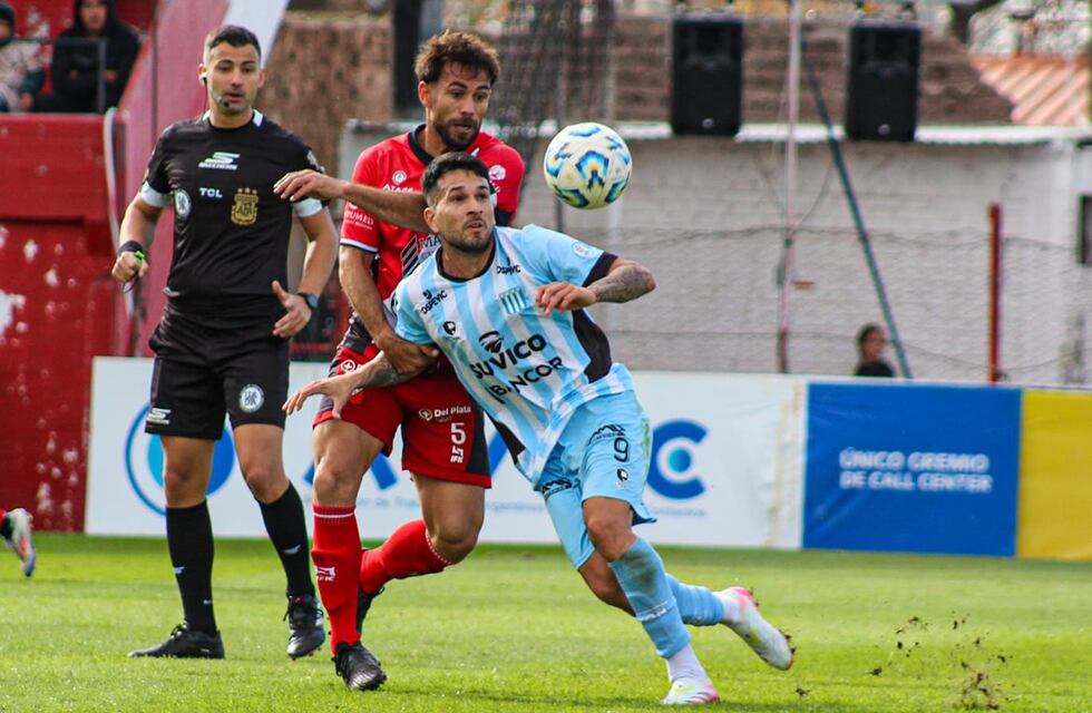 Racing se trae un empate de una cancha díficil, con gol de Sebastián Vignolo