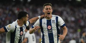 Gol de goleador. Federico Girotti puso a Talleres 1 a 0 ante Atlético Tucumán (La Voz).
