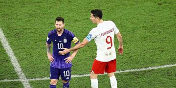 Tensión entre Messi y Lewandowski