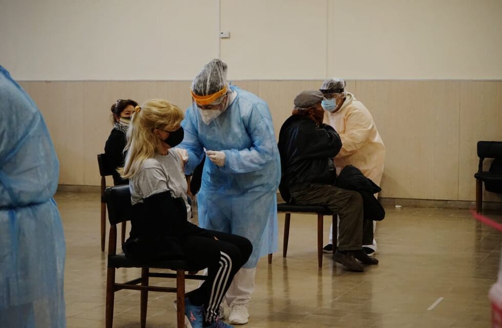 Con la llegada a Arroyito de segundas dosis de Moderna y AstraZeneca se inicia el operativo