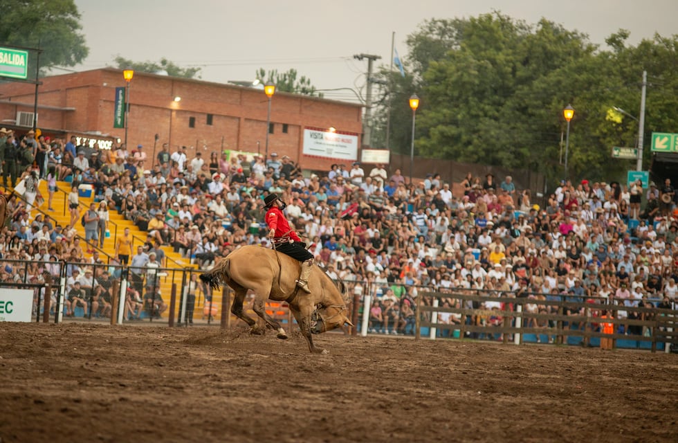 Dónde ver en vivo la última noche del Festival de Doma y Folklore de Jesús María