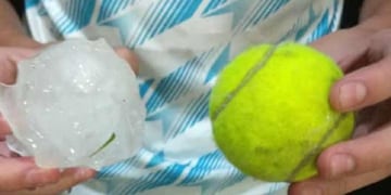 Granizo en Maipú, San Martín y Junín. El tamaño llegó a una pelota de tenis. (Gentileza Twitter @matipascualetti)
