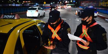 Desde la hora cero de este sábado se retoma la fase 1 y endurecen los controles para su cumplimiento (José Gabriel Hernández).