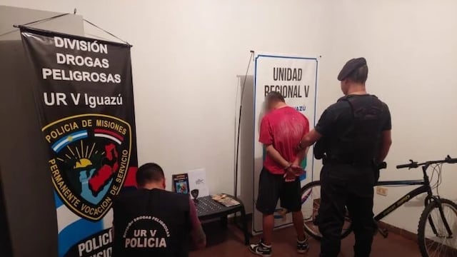 Detienen en Puerto Iguazú a un ciclista con droga fraccionada.