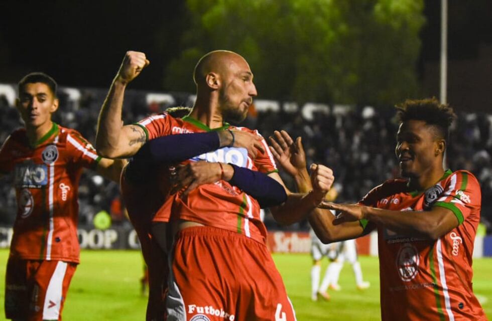 Racing anunció tres refuerzos más para la Primera Nacional 2023