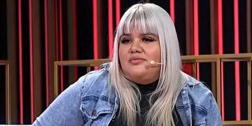 More Rial posó frente al espejo con una microbikini estampada y dejó en shock en Instagram: “Me pueden decir 10 mil cosas...”.