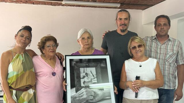 Concejales donaron las obras del Concurso Fotográfico al Centro Documental de la Memoria